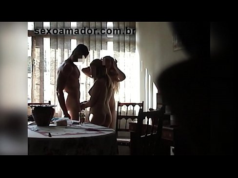 ❤️ Ang mga higala sa sekso nagdapit sa usa ka higante nga lalaki ug usa ka tulo nga kauban niya ❌ Fucking video sa ceb.hentai-for.ru ❌️❤