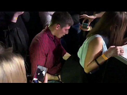 ❤️ Tinuod nga sekso sa usa ka nightclub sa Russia. Ang 18-anyos nga Ruso nga babaye sa anus ug puwerta nakighilawas sa usa ka nightclub ❌ Fucking video sa ceb.hentai-for.ru ❌️❤
