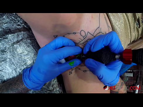 ❤️ Si Sully Savage adunay tattoo sa iyang clitoris ❌ Fucking video sa ceb.hentai-for.ru ❌️❤